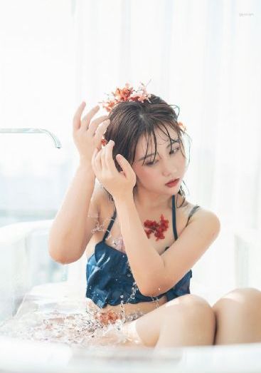 www三级精品日韩在线观看_720高清视频播放