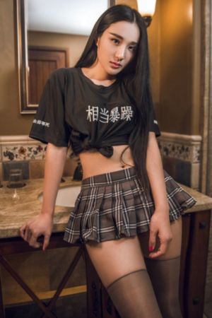 12周岁女全身裸在线播放免费_DVD高清在线