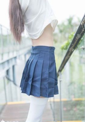 人花在线三级片av_BD英语高清完整版播放
